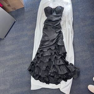 Dalia McPhee Black Taffeta Dress | Sweetheart | Mermaid | Size 4 | Like New